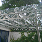 Edelstahl-Carport mit Glasdach